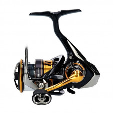 Макара преден аванс Daiwa 18 Legalis LT 2500S XH