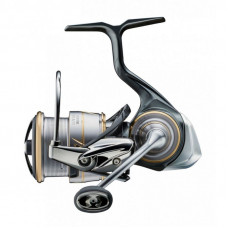 Макара преден аванс Daiwa 20 Luvias FC LT 2000S