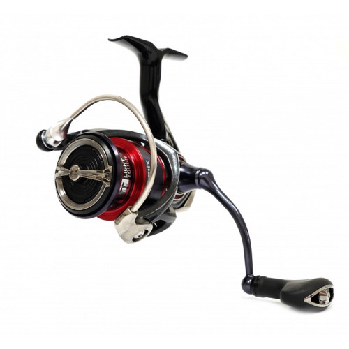 Макара преден аванс Daiwa Fuego LT 3000 -CXH