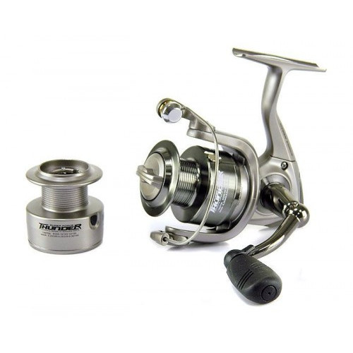 Макара с преден аванс Formax Thunder 3000