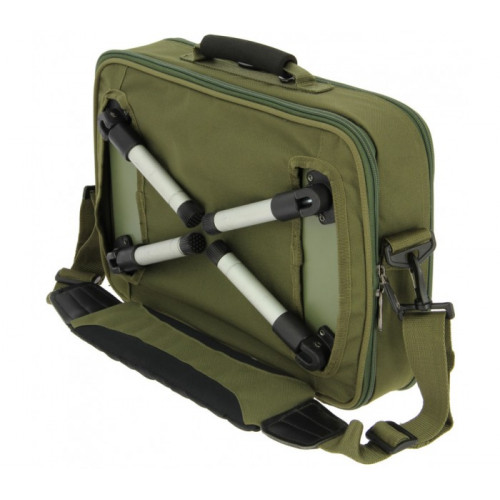Комплект чанта с масичка NGT Carp Case System